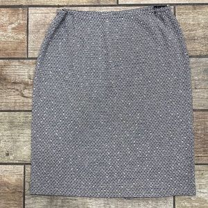 St. John Collection by Marie Gray Black and White Tweed Stretch Pencil Skirt